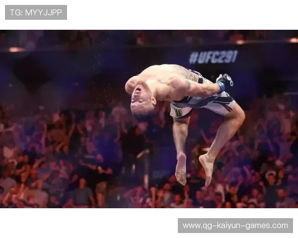 UFC 冠军卫冕战 12 秒 KO，引爆全场